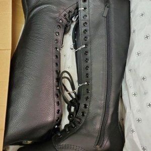 Dr. Martens Womens Boots 1B60 Leather 20 Hole